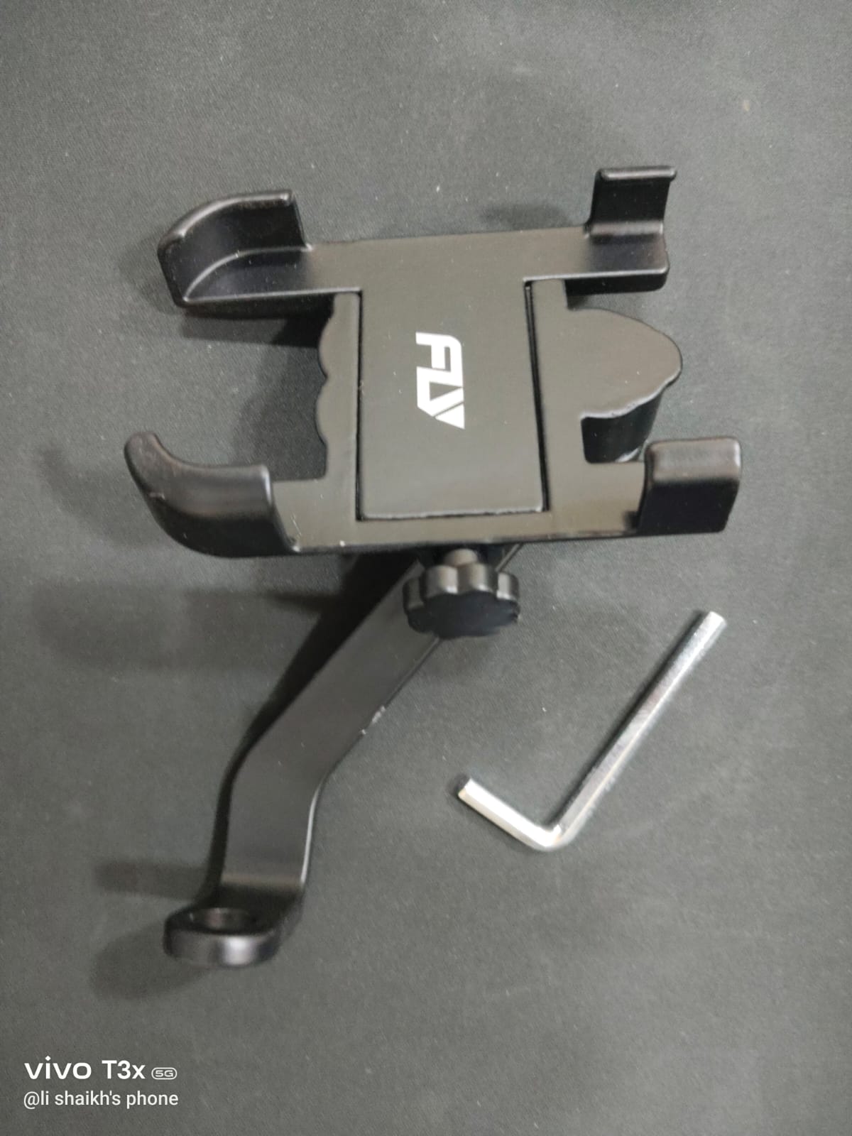 FLY PHONE HOLDER METAL